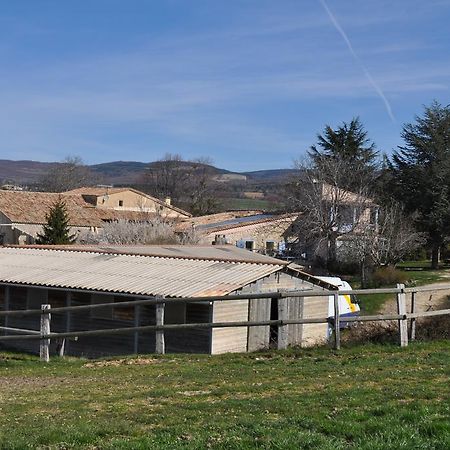 Hotel Le Petit Labouret Revest-du-Bion Zewnętrze zdjęcie
