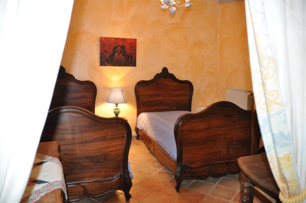 Hotel Le Petit Labouret Revest-du-Bion Zewnętrze zdjęcie